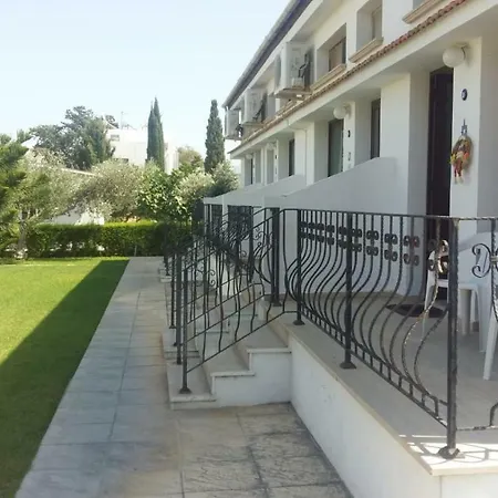 Mediterranean Bungalows * Agios Georgios (Kyrenia)